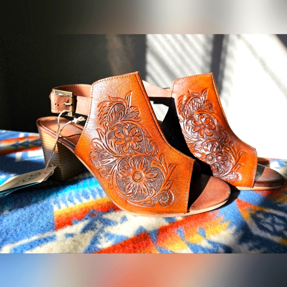 Roper leather open tow mule, Size 9.5